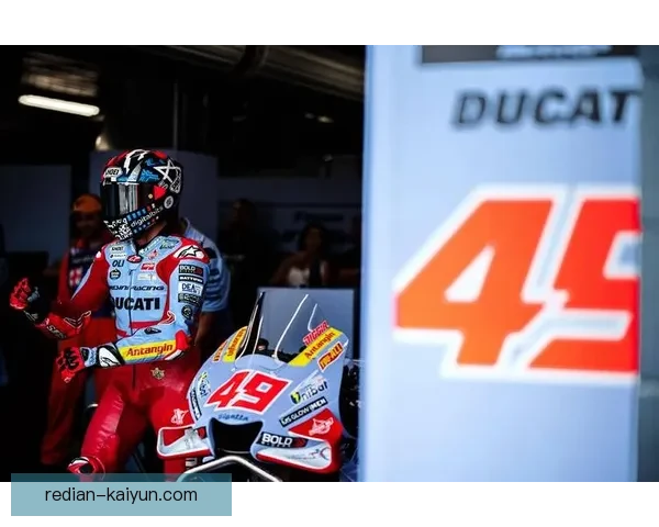 赛季最新战报:MotoGP顶级车手激烈争夺积分榜首 赛季最新战报:MotoGP顶级车手激烈争夺积分榜首